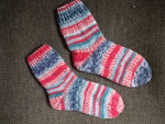 Socken Gr. 22/23 rot grau